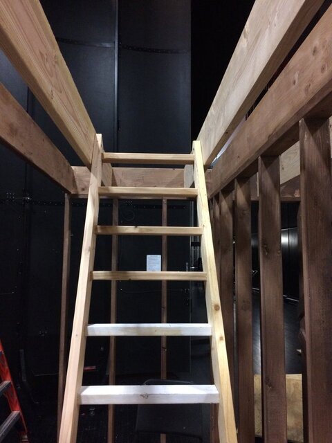 ladder2.JPG