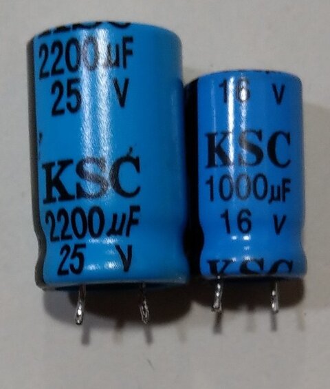 2200UF 25V and 1000UF 16V CAPACITORS ON MAIN INPUT PCB.jpg